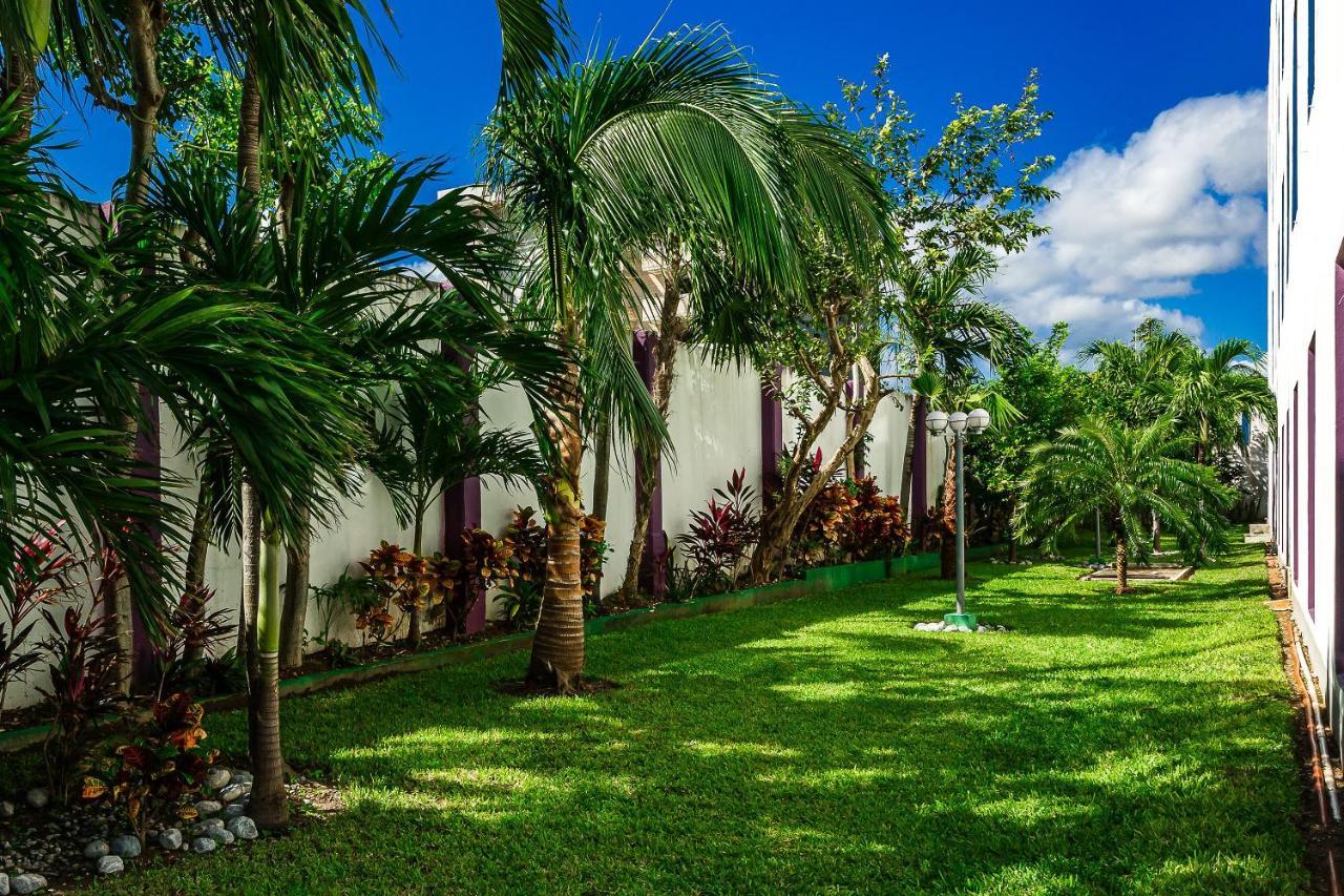 The Magic Hotel Playa del Carmen Esterno foto