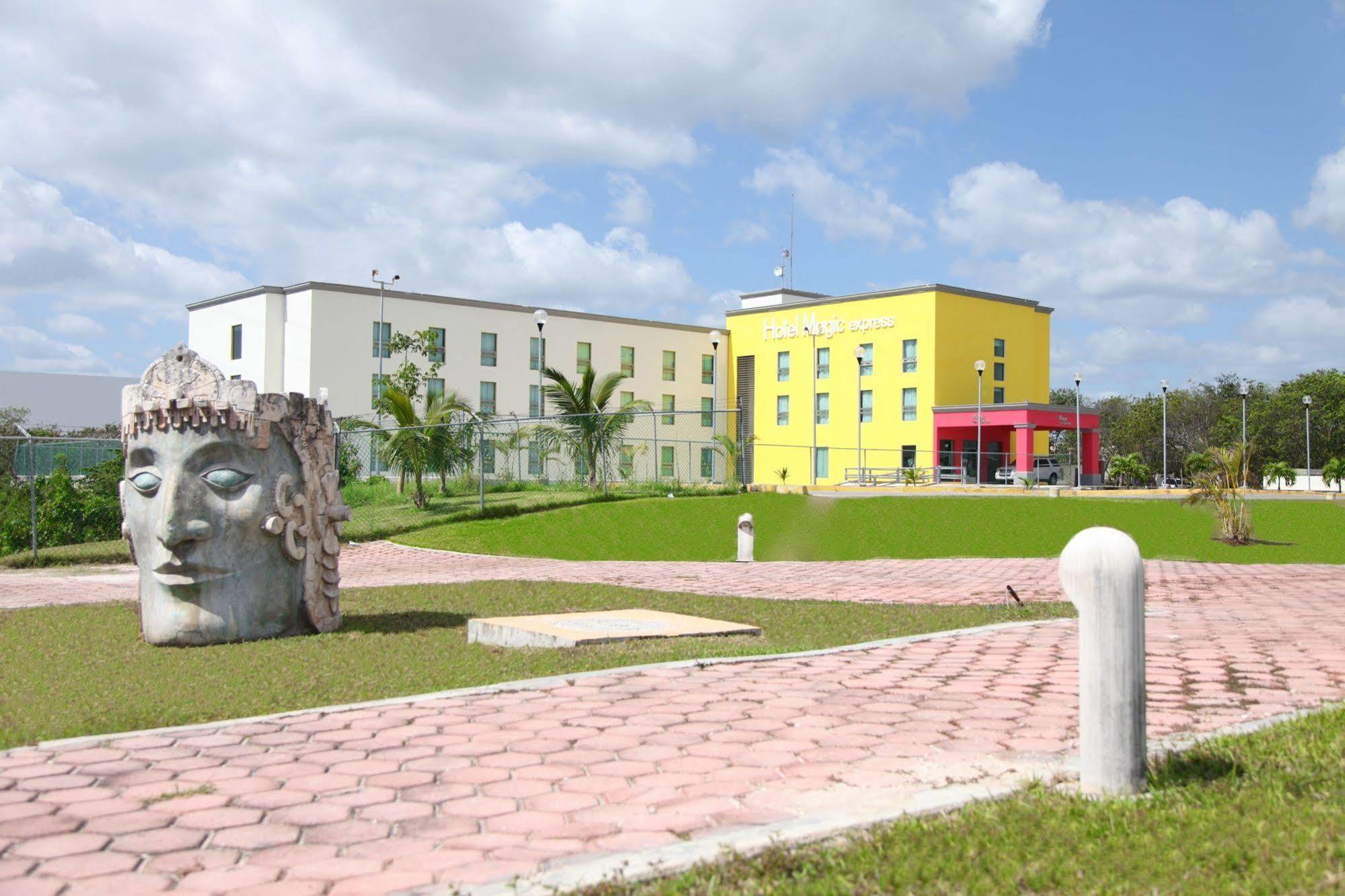 The Magic Hotel Playa del Carmen Esterno foto
